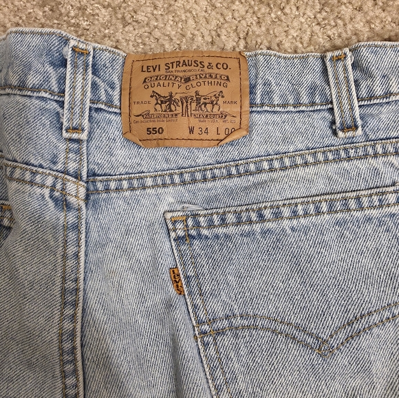 Levis - Picture 3 of 6